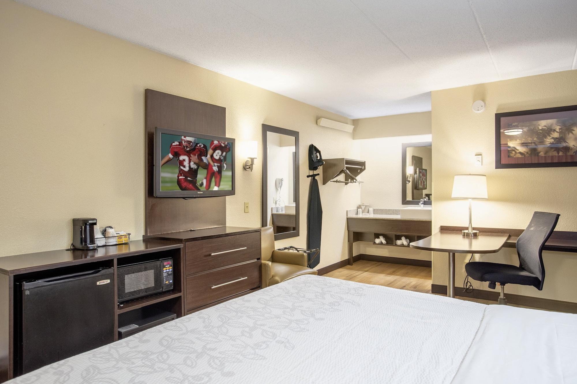 Red Roof Inn Plus+ Washington Dc - Alexandria Bagian luar foto