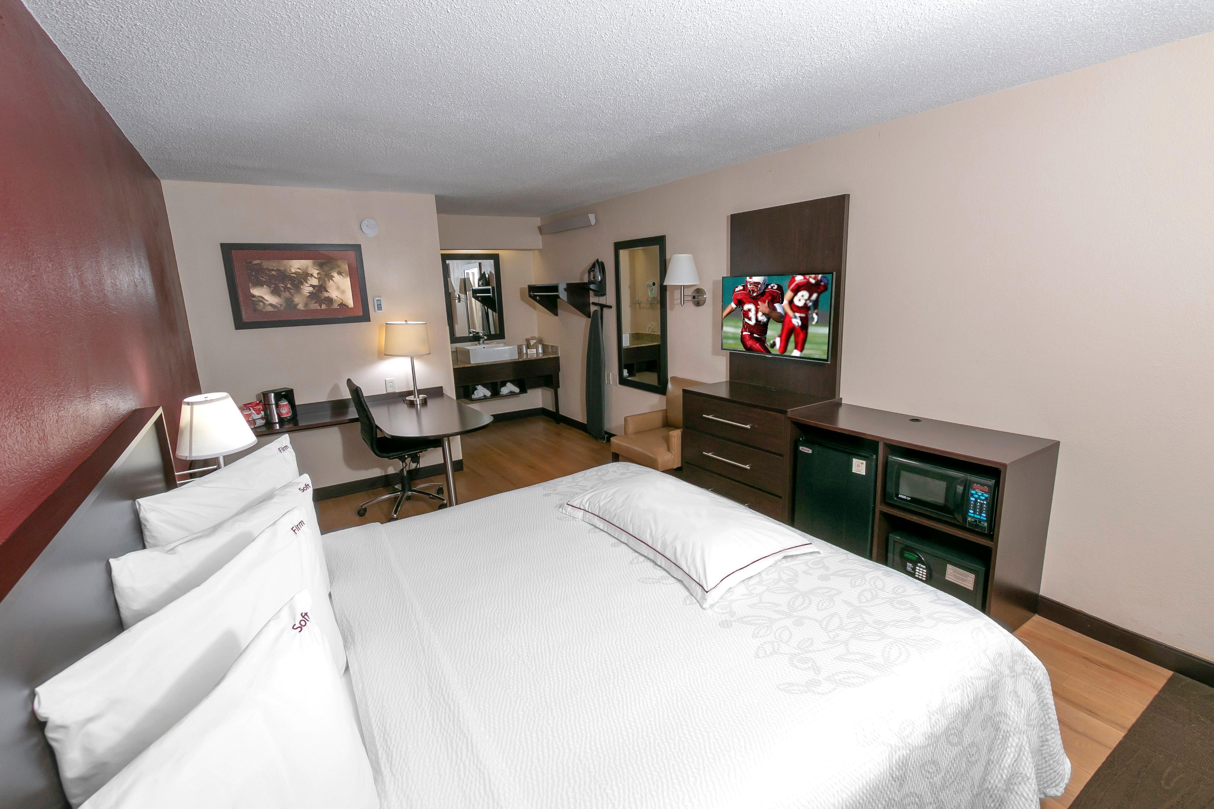 Red Roof Inn Plus+ Washington Dc - Alexandria Bagian luar foto