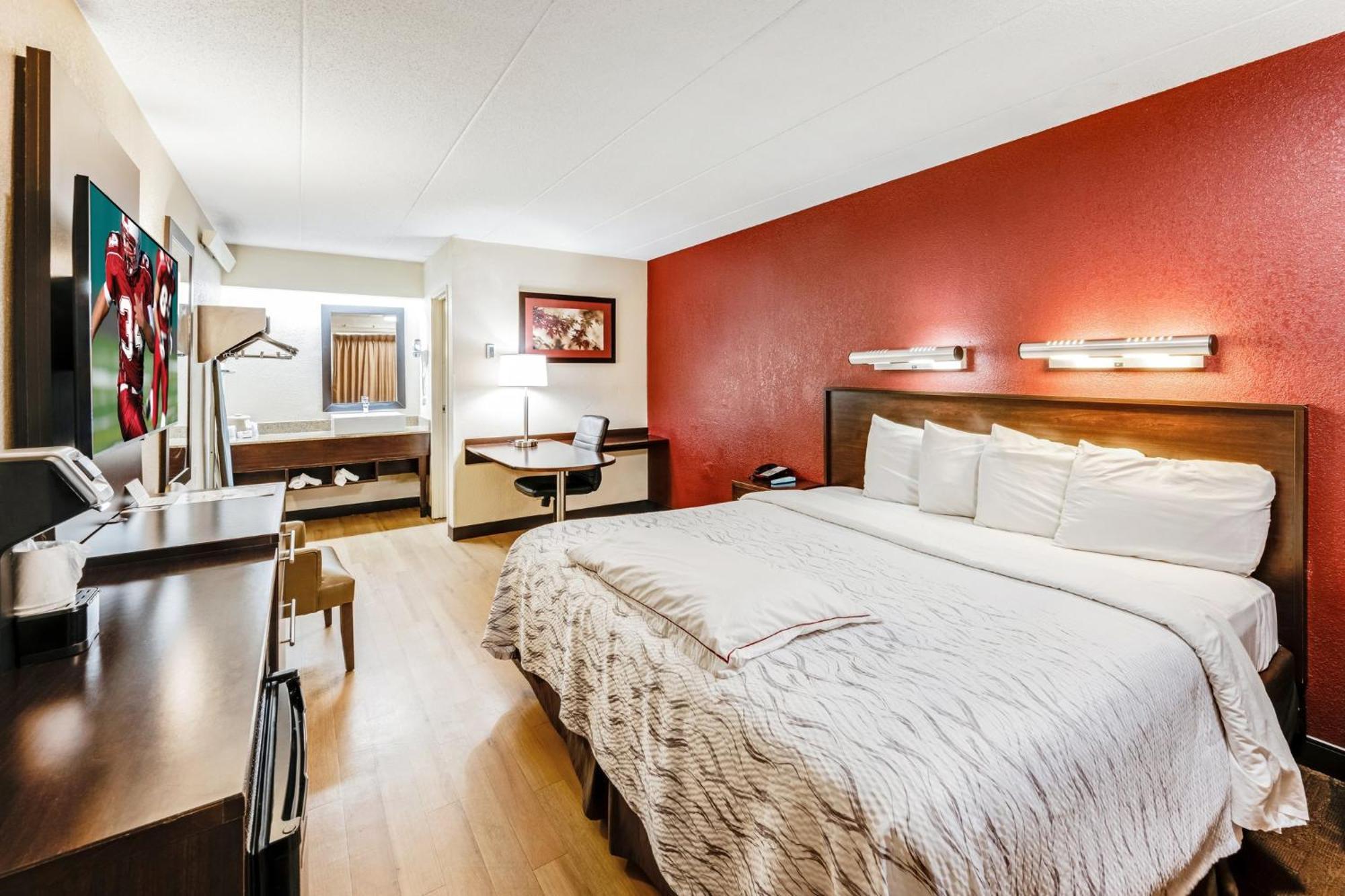 Red Roof Inn Plus+ Washington Dc - Alexandria Bagian luar foto